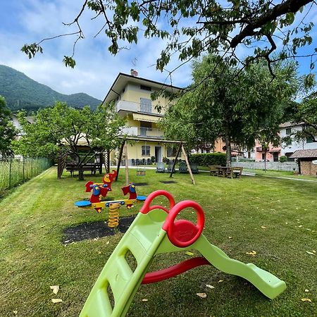 Residence Zecchini Tiarno di Sotto Luaran gambar