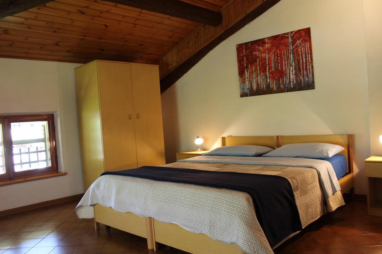 Residence Zecchini Tiarno di Sotto Luaran gambar